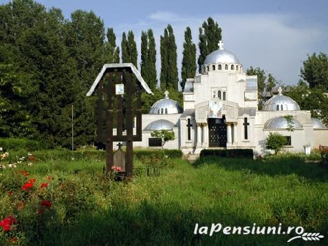 Casa Tisaru - accommodation in  Moldova (Surrounding)