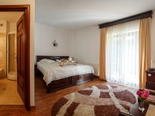 Pensiunea Perla Bucovinei - accommodation in  Gura Humorului, Voronet, Bucovina (12)
