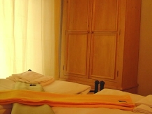 Pensiunea Naparis - accommodation in  Muntenia (09)
