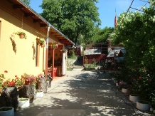 Casa Coca - alloggio in  Slanic Moldova (04)