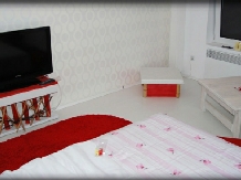 Pensiunea AntikHaus - accommodation in  Moldova (40)