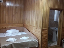 Pensiunea Cristian - accommodation in  Moldova (09)