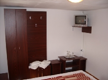 Pensiunea Alina si Sorin - accommodation in  Danube Boilers and Gorge, Clisura Dunarii (05)