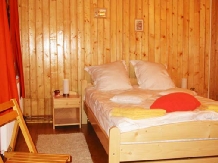 Casa Helga si Corina - accommodation in  Slanic Prahova (04)