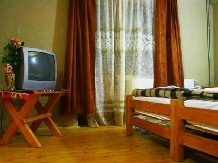 Pensiunea sub Piatra - accommodation in  Motilor Country, Arieseni (03)