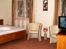 Pensiunea Amada - accommodation in  Muscelului Country (04)