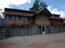 Pensiunea Irina - accommodation in  Hateg Country (01)
