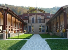 Pensiunea Mirabilandia - cazare Apuseni, Valea Draganului (01)