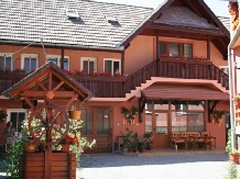 Pensiunea Sziklakert - accommodation in  Harghita Covasna, Sovata - Praid (01)