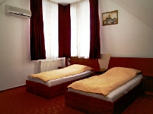 Pensiunea Full - accommodation in  Transylvania (12)
