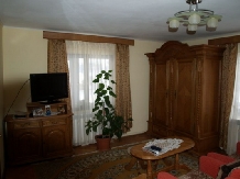 Pensiunea Casa Victor - accommodation in  Gura Humorului, Bucovina (02)
