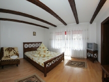 Pensiunea Capra cu 3 iezi - accommodation in  Rucar - Bran, Moeciu, Bran (20)
