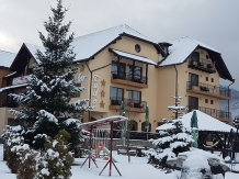Pensiunea Restaurant Tudor - accommodation in  Rucar - Bran, Rasnov (02)