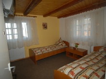 Pensiunea Anca - accommodation in  Hateg Country (02)