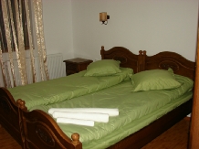 Pensiunea Sticletii Bucovinei - accommodation in  Gura Humorului, Voronet, Bucovina (05)