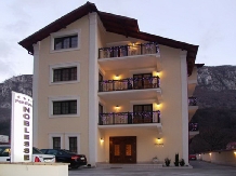 Pensiunea Noblesse - accommodation in  Cernei Valley, Herculane (05)