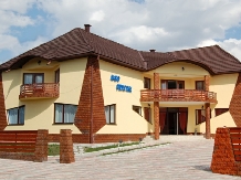 Rural accommodation at  Pensiunea Crystal