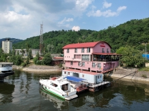 Pensiunea Taka - accommodation in  Danube Boilers and Gorge, Clisura Dunarii (01)
