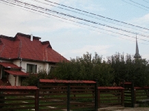 Pensiunea Man Nistor - accommodation in  Maramures Country (02)