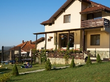 Pensiunea Iulia - accommodation in  Oltenia (10)