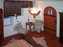 Pensiunea Casa Legenda - accommodation in  Sighisoara (08)