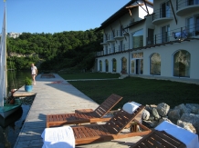 Pensiunea Septembrie - accommodation in  Danube Boilers and Gorge, Clisura Dunarii (01)