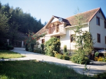 Rural accommodation at  Pensiunea Paradis