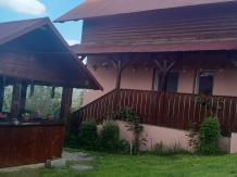 Rural accommodation at  Cabana Runculee Albac